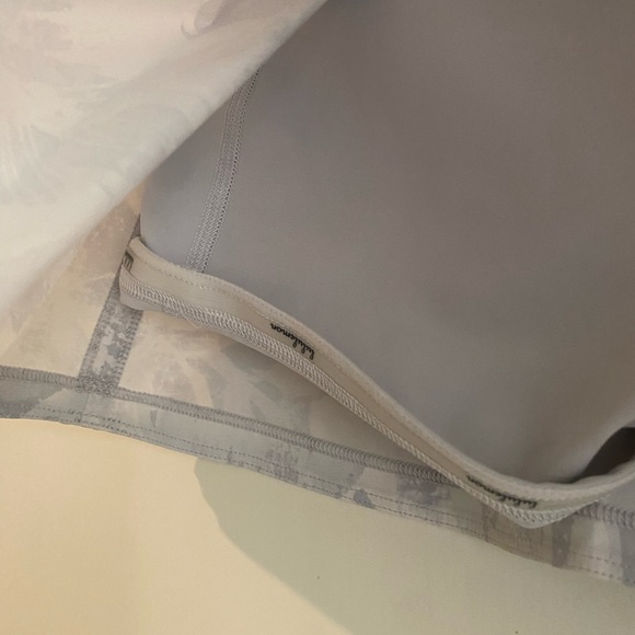 Lululemon Skort 6 - Picture 3 of 4